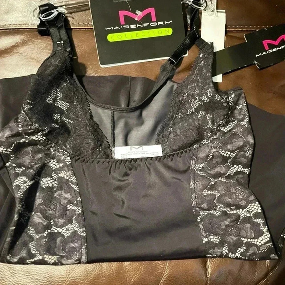 ๐ Maidenform Black Lace Shaping Camisole Size M - Picture 4 of 5